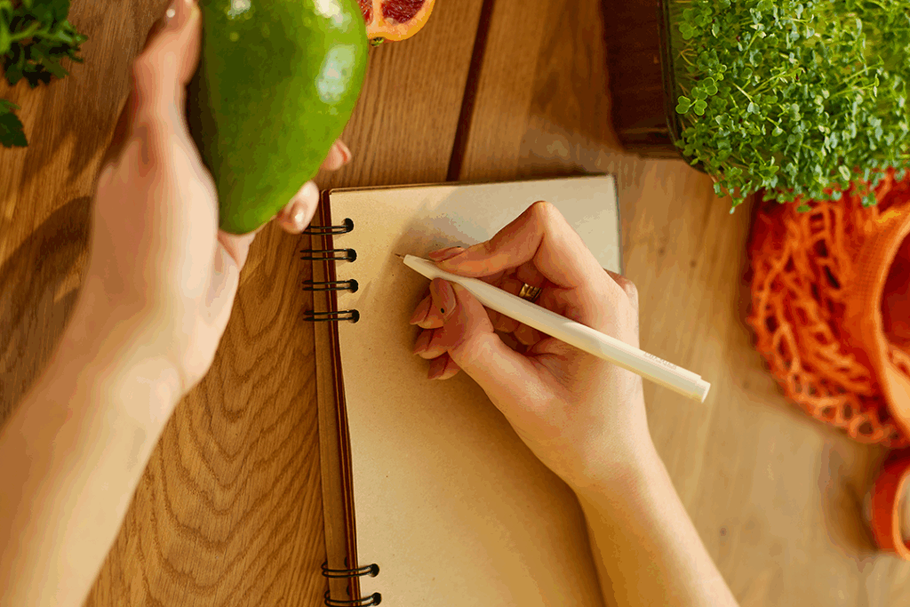 Czy warto robić postanowienia noworoczne związane z dietą? Jak je realizować, żeby nie rezygnować po tygodniu? 2 postanowienia noworoczne