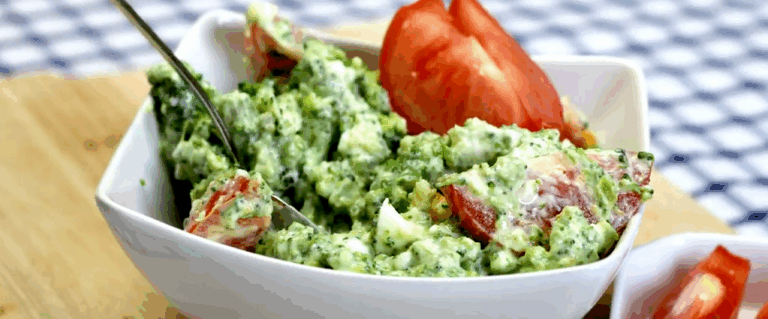 Sałatka brokułowa rozkosz