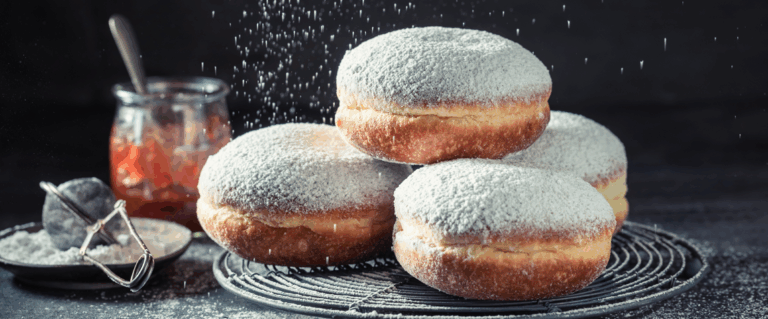 Tłusty Czwartek – wybierz najlepsze pączki i faworki!